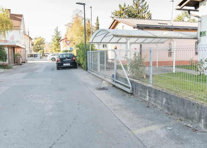 Peter & Free Parking * Ljubljana